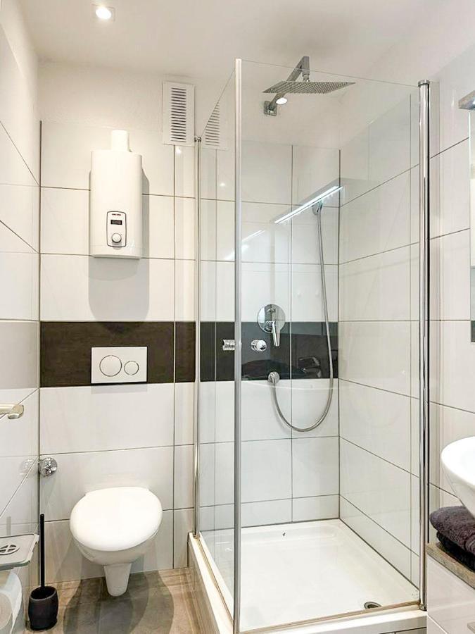 Duesseldorf-lohausen Apartment Dusseldorf